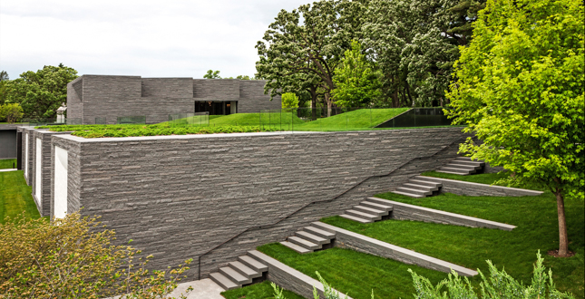 Lakewood Garden Mausoleum & Lakewood Cemetery