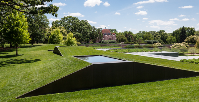 Lakewood Garden Mausoleum & Lakewood Cemetery