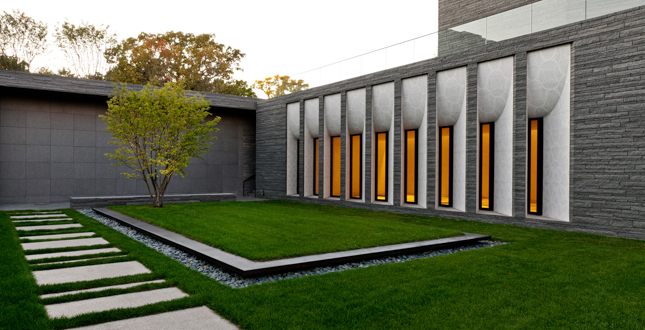 Lakewood Garden Mausoleum & Lakewood Cemetery