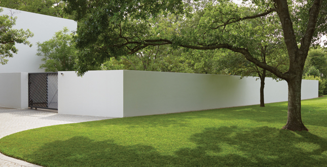 Recovered Moderism: A landscape matrix enriches a Dallas hacienda