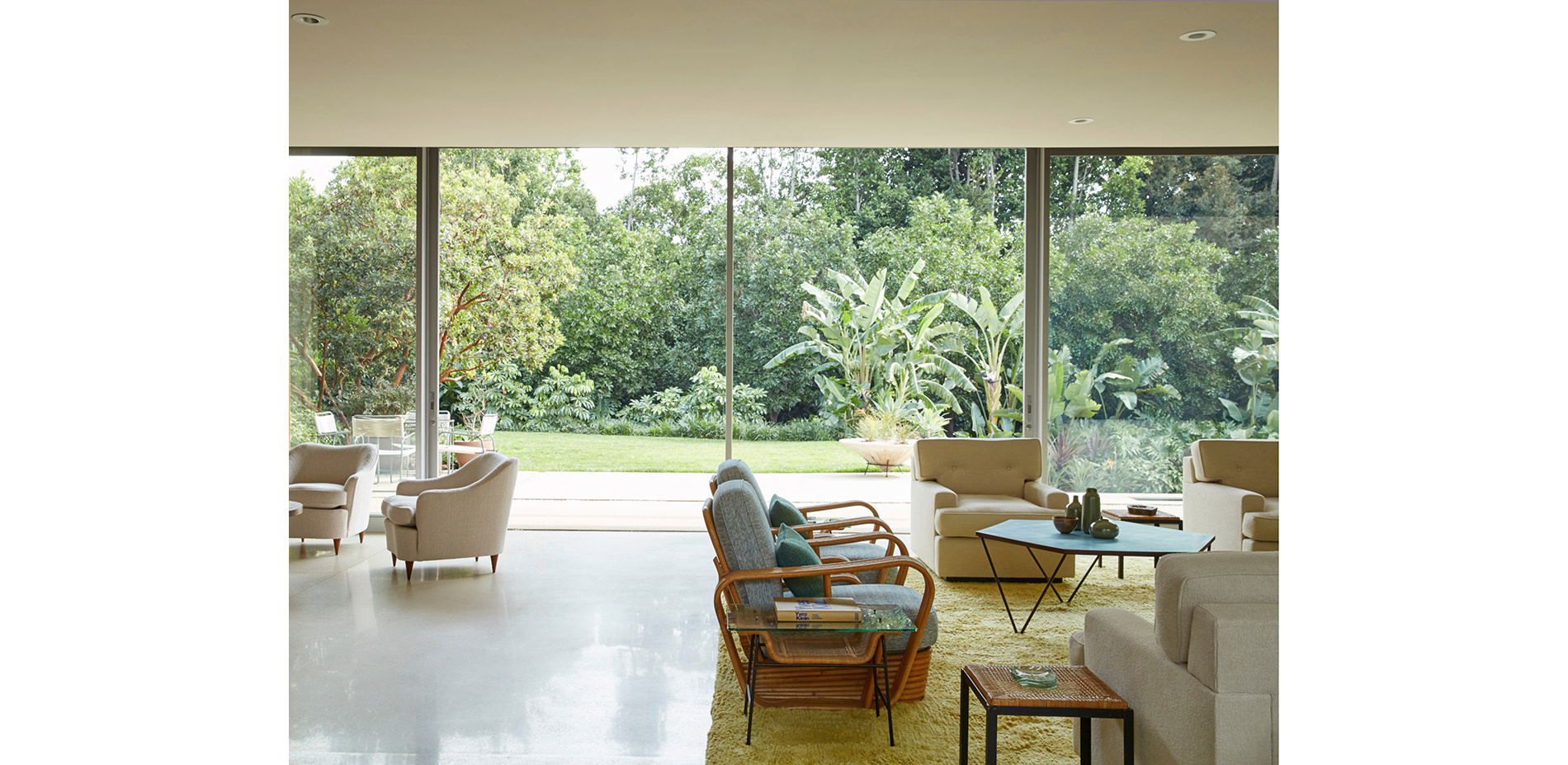 Sliding Glass Windows Demonstrating Indoor-Outdoor Sensibility