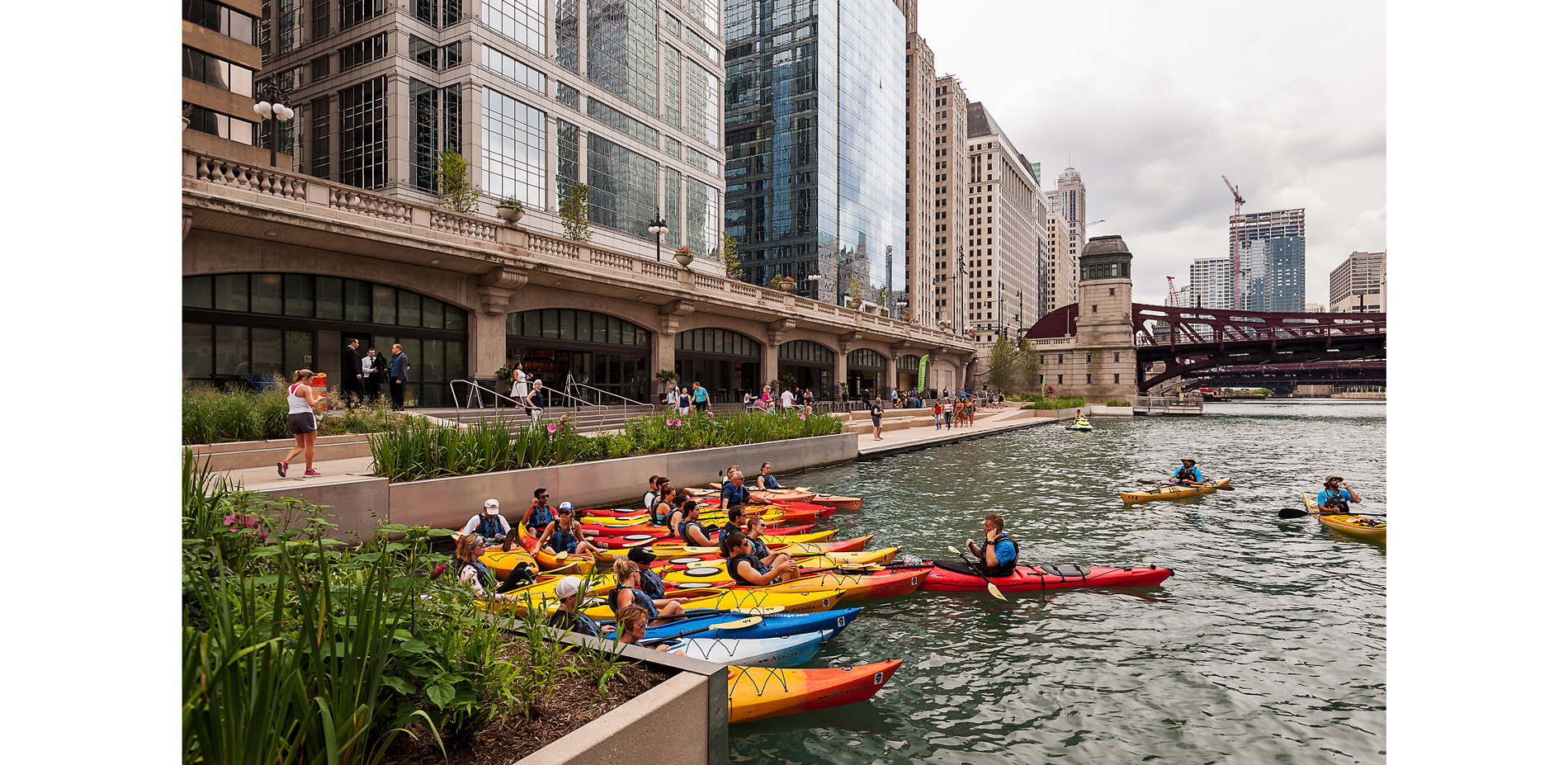 The Cove, which is located between Dearborn and Clark Streets, was inspired by beach landscapes.
                            Kayak rentals and docking for human-powered craft pr…