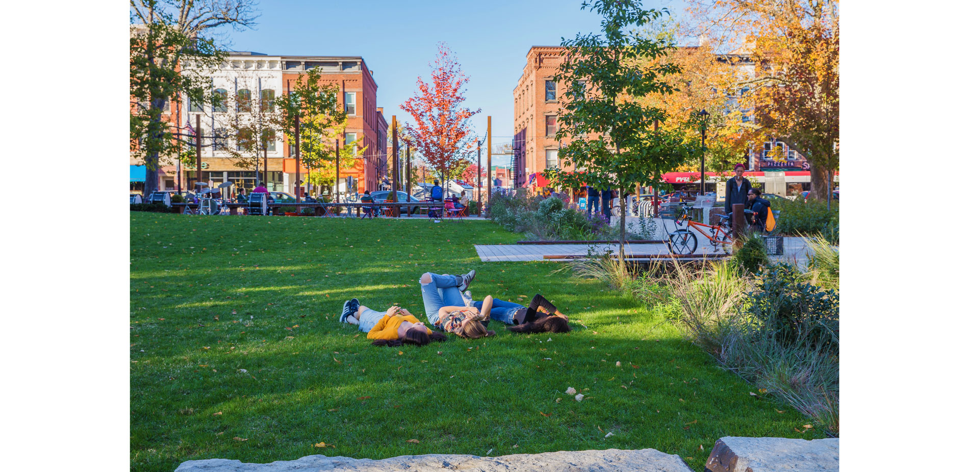 As the only green space in the heart of downtown, the Park is used for informal gathering, seasonal events, concerts and community salsa classes at th…