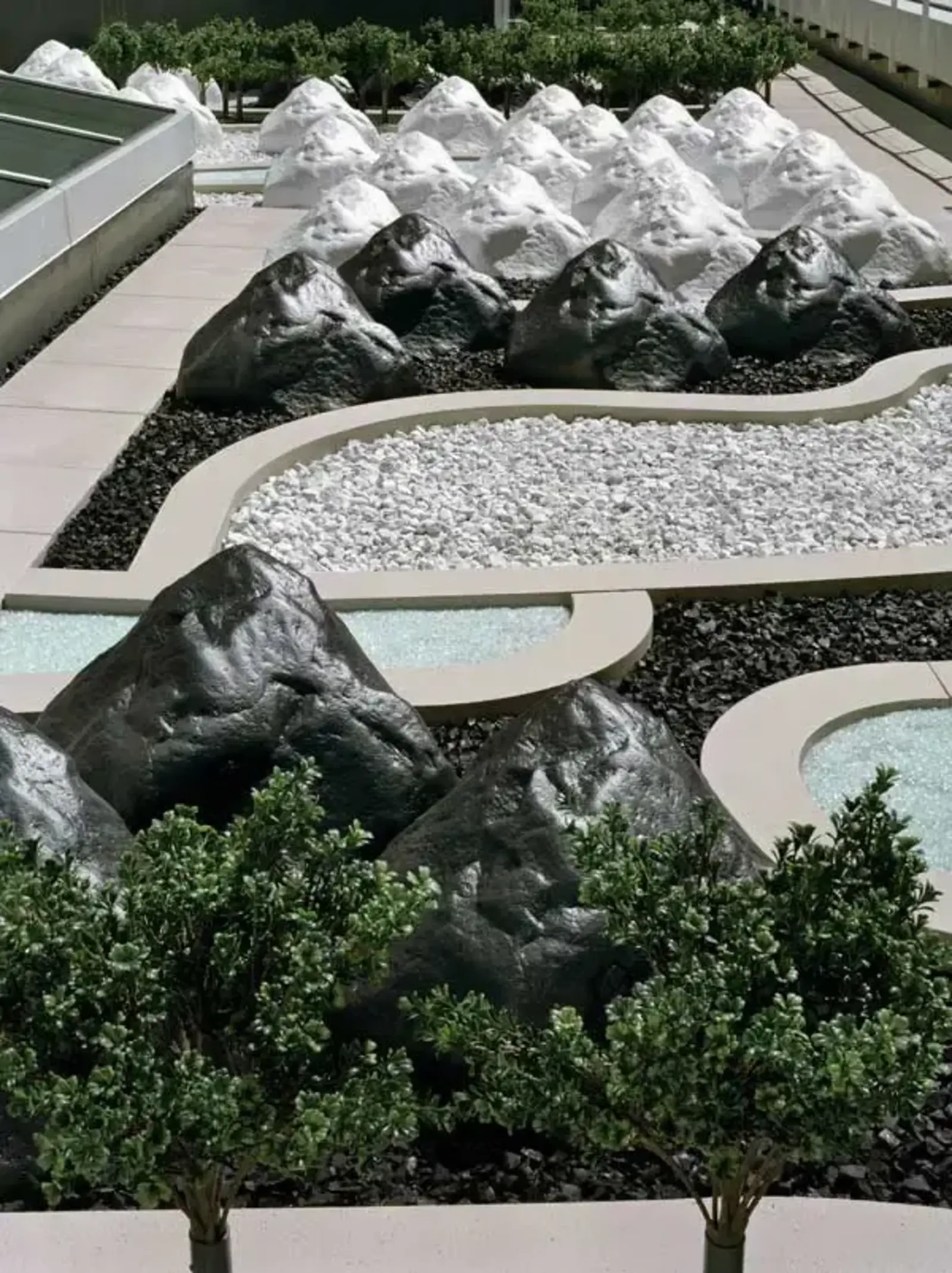 ASLA 2009 Professional General Design Honor Award. MoMA Rooftop Garden / Peter Mauss / ESTO