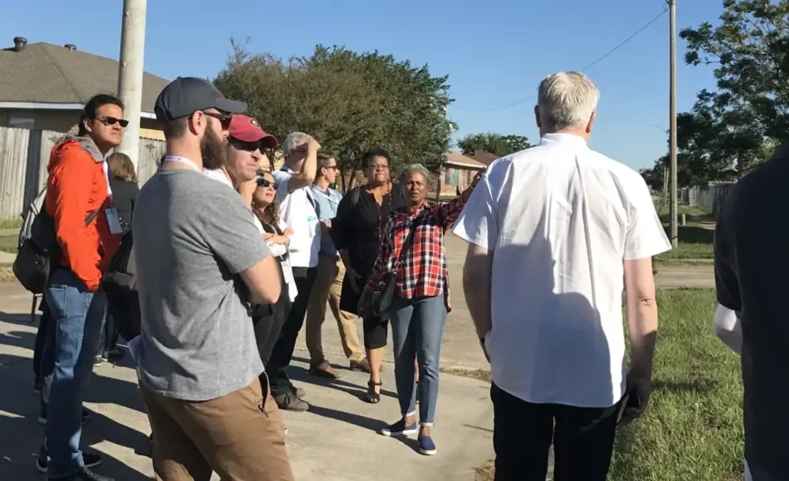 ASLA 2016 Annual Meeting Tour "Beyond the Edge" at Gordon Plaza / Diane Jones Allen