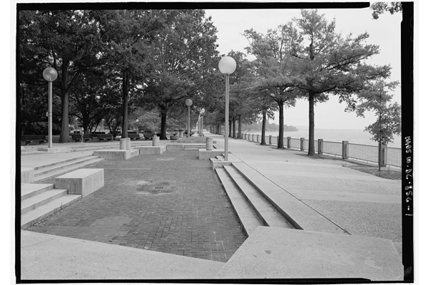 Southwest Waterfront, HABS DC-856, Washington, DC image: Library of Congress, Historic American Buildings Survey/Historic American Engineering Record/Historic American Landscapes Survey Collection