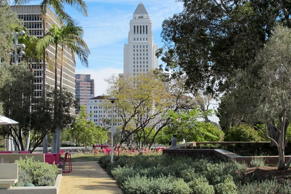 Los Angeles City Hall image: Gary Lai