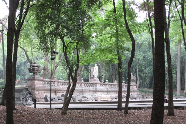 Chapultepec Park monument image: Erik Mustonen