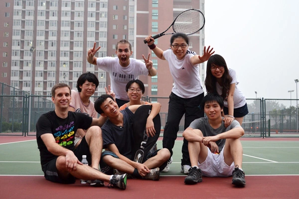 Meeting up with past colleagues to enjoy a little exercise image: Shawn Balon