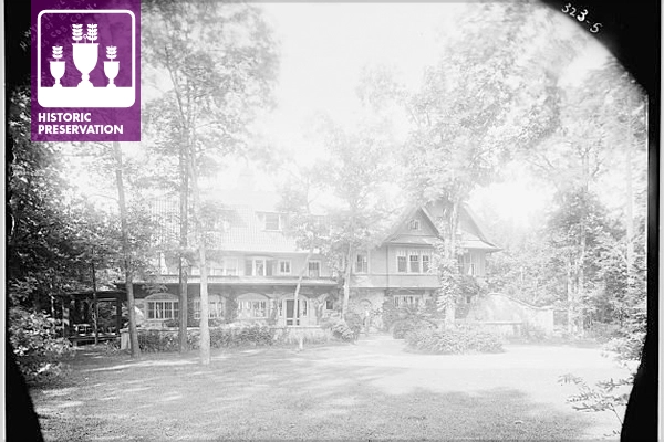 Lantern slide of Seton’s manor house at Wyndygoul, Cos Cob, Connecticut, circa 1900 image: Library of Congress, Prints & Photographs Division, LC-DIG-ggbain-01507
