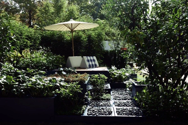 “Contemporary Thai Garden” by Wannaporn Pui Phornprapha of P Landscape image: Jeab Hathai 