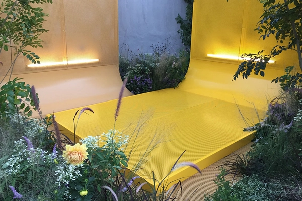 “Post Modern Escapism” by Paul Hervey-Brookes from the UK image: Chih-Wei G.V. Chang 