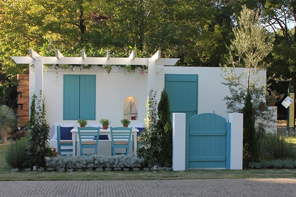 “Παρέα(Parea)” by Konstantina Stara of Landscape Architects of Bangkok (http://landscapebangkok.com) designed for Greek garden image: Konstantina Stara