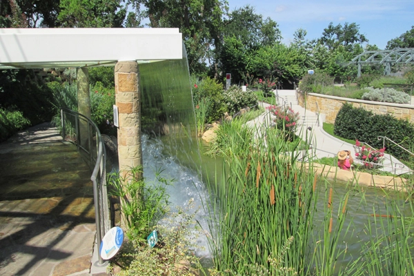 The Cascades image: Lisa Horne