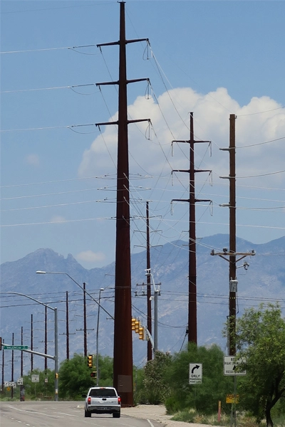 Figure 12: Alvernon Way and Valencia Road intersection, Tucson, AZ. View to Catalina Mountains. image: Ellen Alster