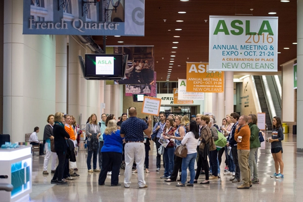 More than 40 WILA Walk attendees, undaunted by the 7 AM start time and including members of the WILA PPN leadership team, gather in the Convention Center before heading out. image: Event Photography of North America Corporation (EPNAC)