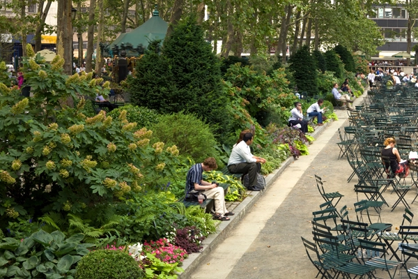 Bryant Park, New York, NY, 2010 Landmark Award image: Peter Mauss/Esto