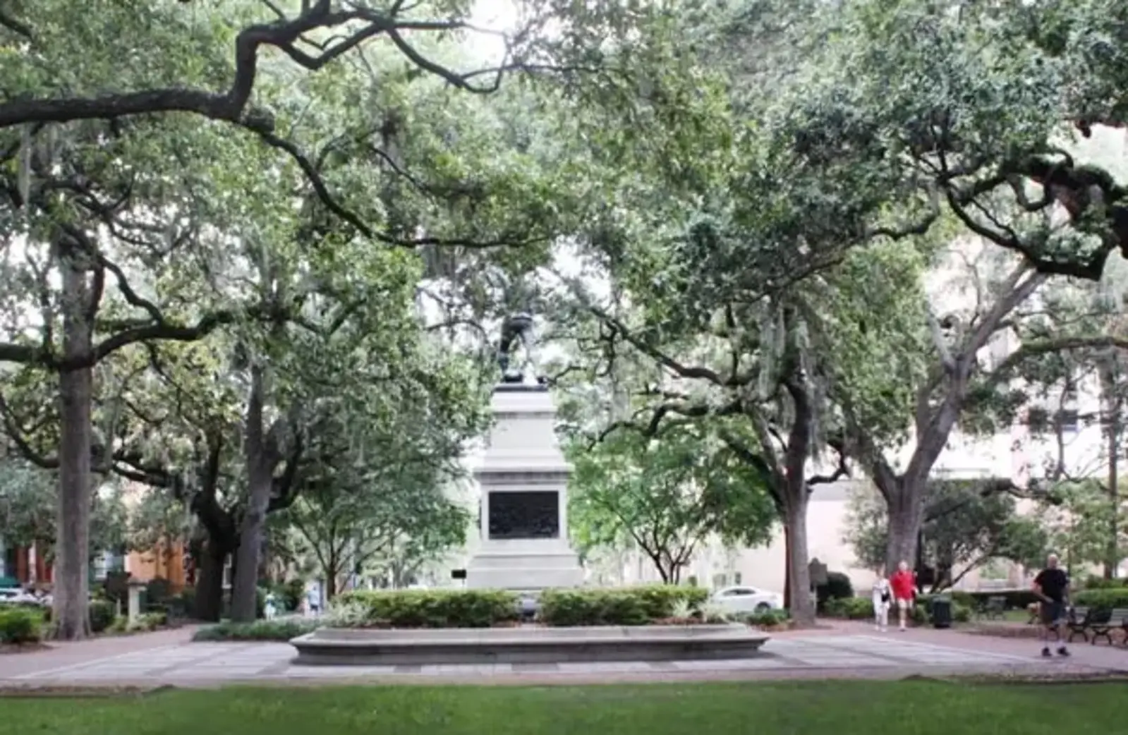 Madison Square, Savannah, Georgia / Savannah.com