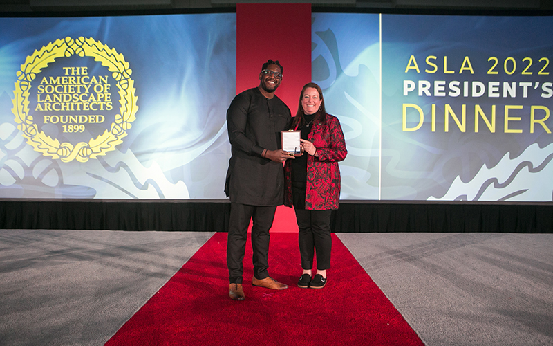 Charles Kene Okigbo, ASLA, receives the ASLA Emerging Professional Medal